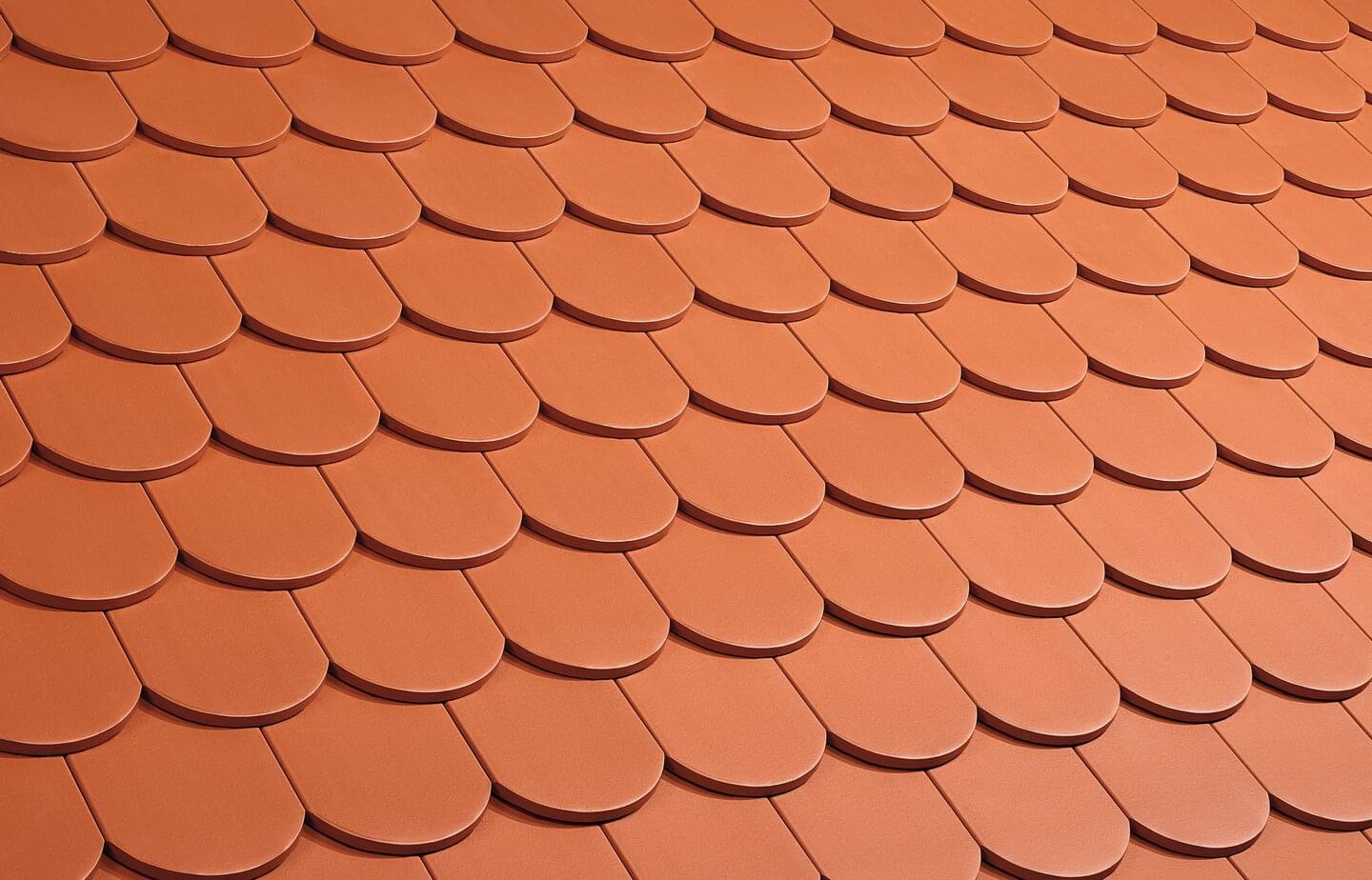Plain Tile  - Standard tile Red | Image roof surface | © © ERLUS AG 2021