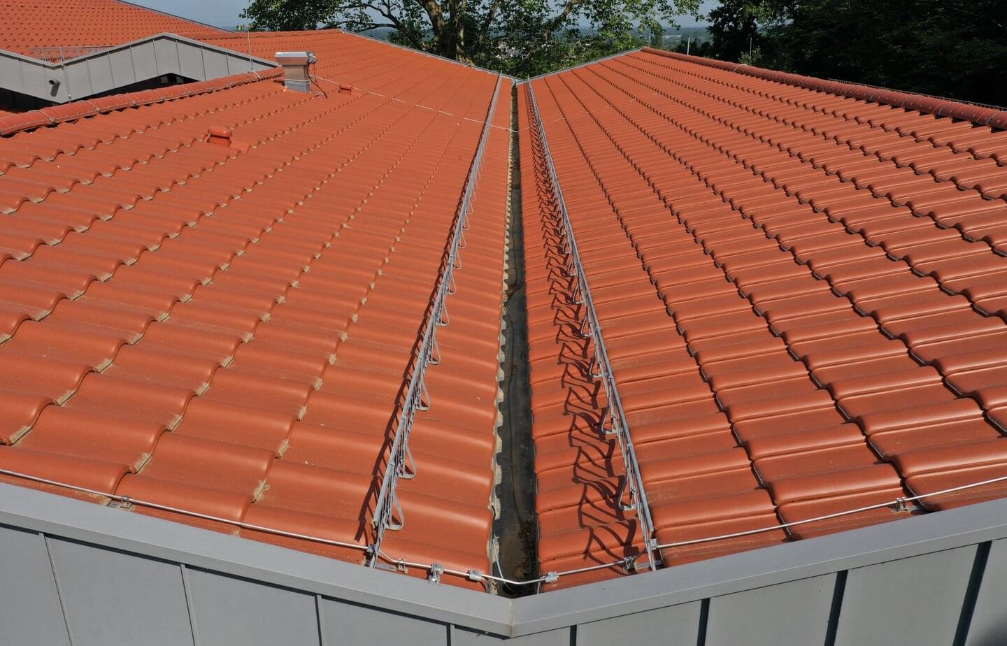 Ergoldsbacher E 58 PLUS® - Rot | © ERLUS 2022