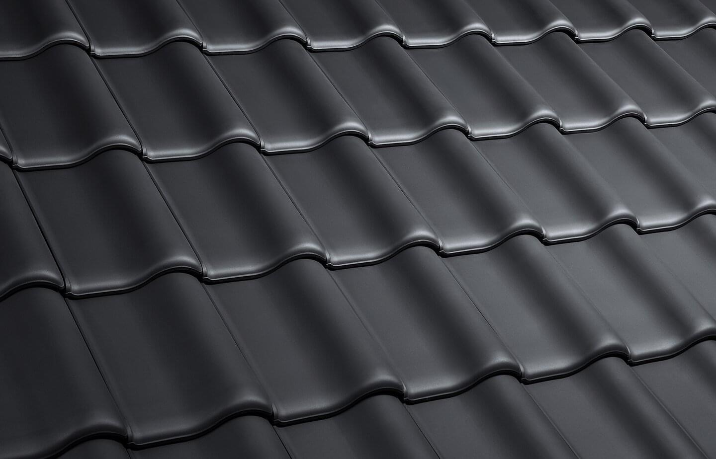 E 58 PLUS® - Black Matt | Image roof surface | © © ERLUS AG 2021