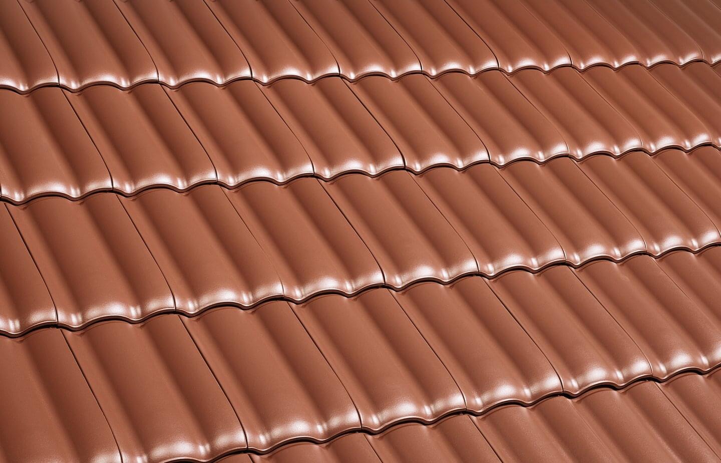 Forma® - Copper brown | Image roof surface | © © ERLUS AG 2021