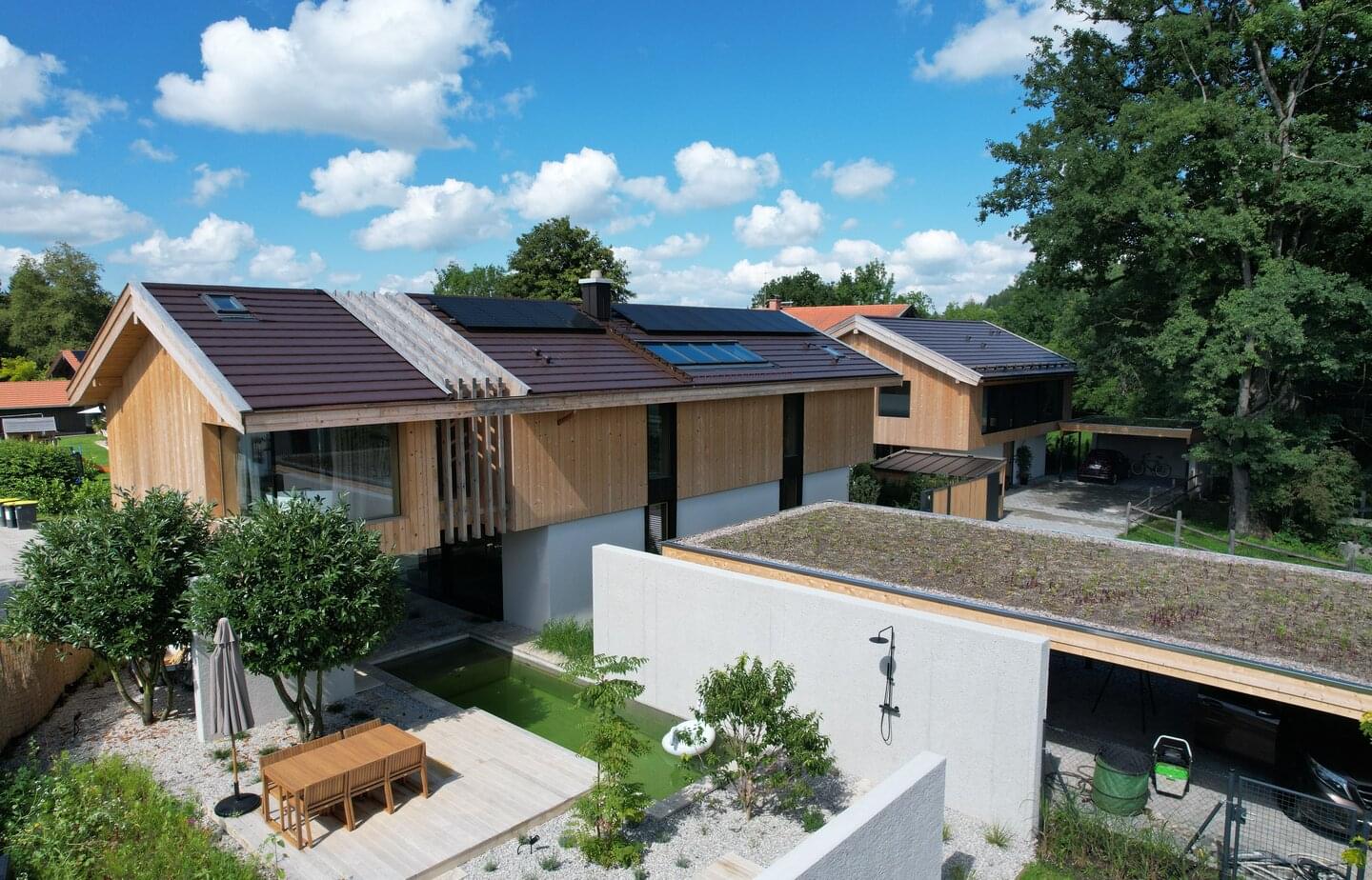  Ergoldsbacher Linea - Sinter Brown | © ERLUS 2021