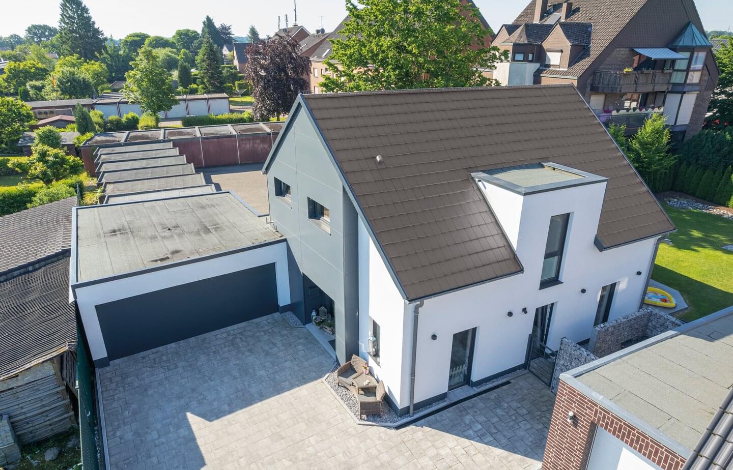 Ergoldsbacher Linea® - Sinter grey | © ERLUS 2021