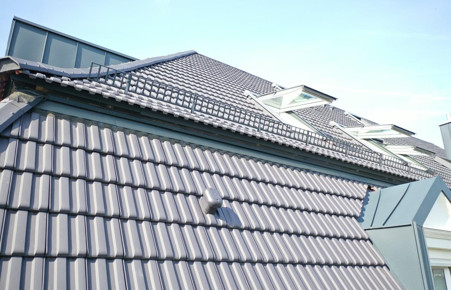 Ergoldsbacher Scala - noir matt klinker | © ERLUS 2022