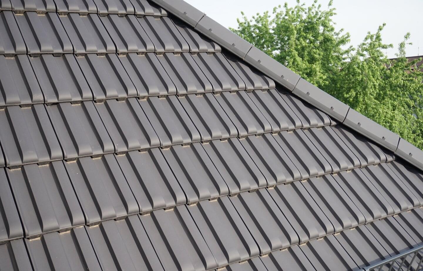 Ergoldsbacher Scala - noir matt klinker | © ERLUS 2022